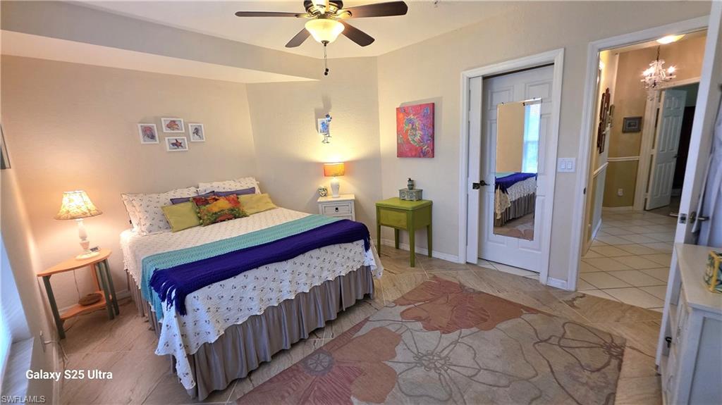Guest Bedroom with Private Bath Access!