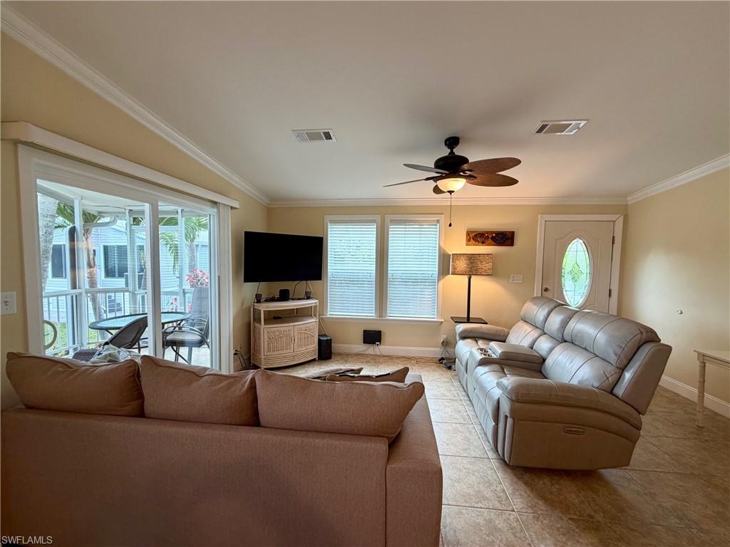 1066 Silver Lakes BLVD photo 9