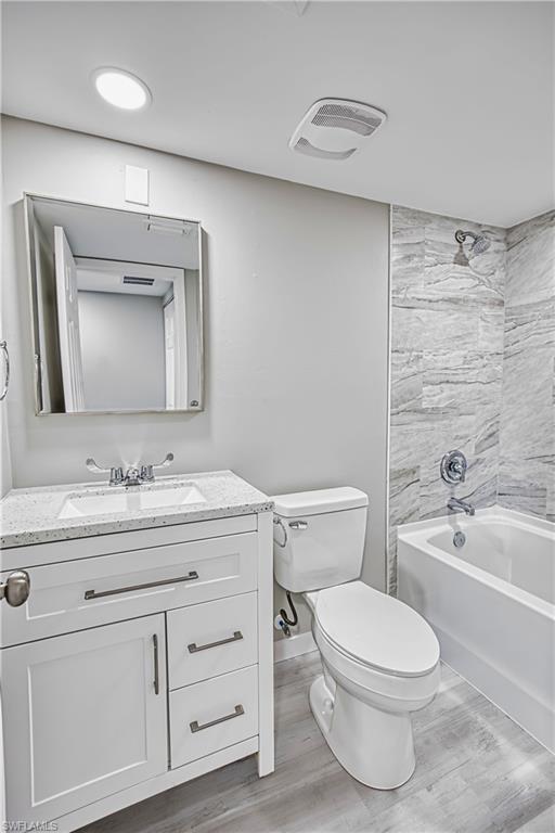 6220 Augusta DR 410 photo 21