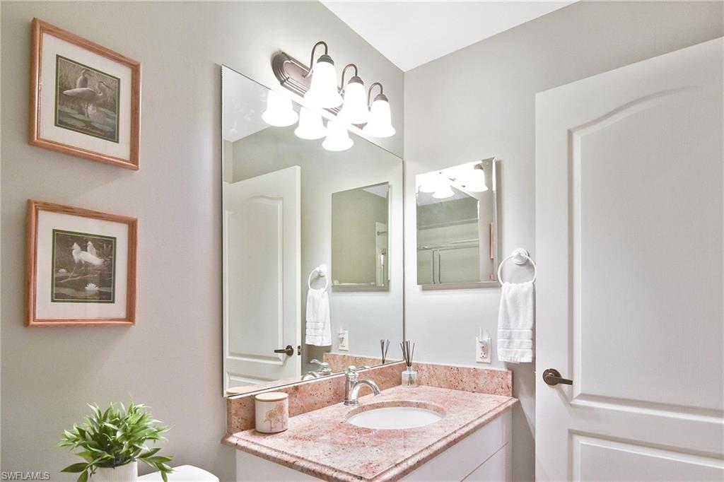 8076 Queen Palm LN 412 photo 25