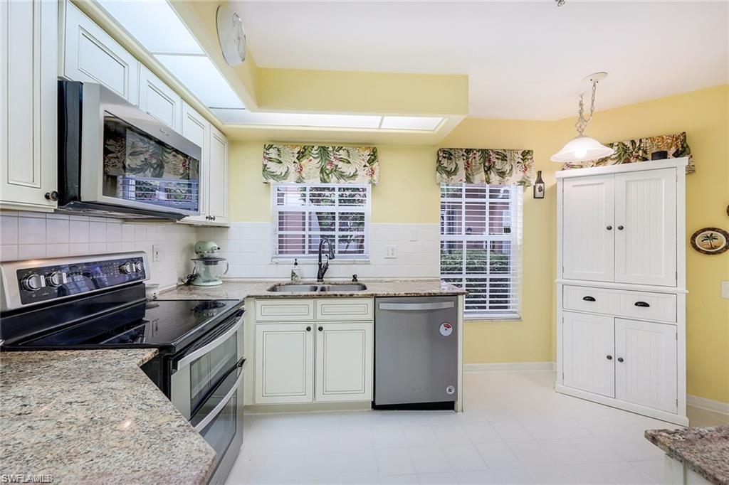 28068 Cavendish CT 2301 photo 6