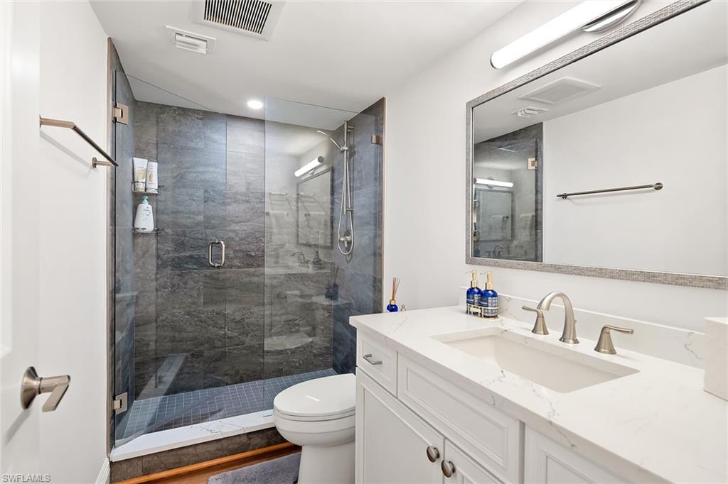 3000 Gulf Shore BLVD N 103 photo 17