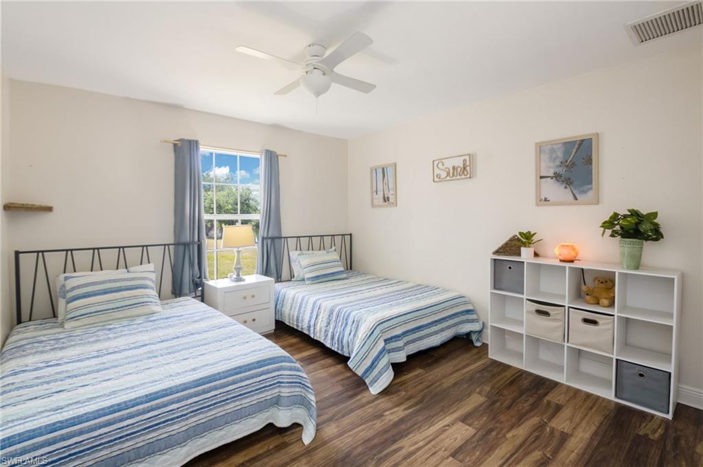 1st floor guest bedroom #2.