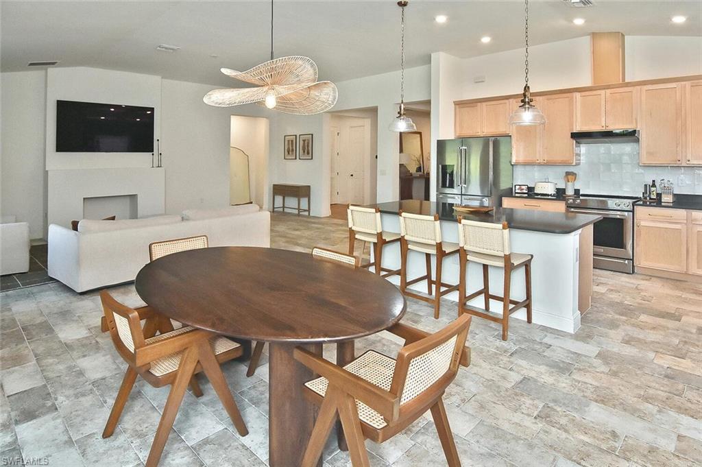 6688 Estero Bay DR photo 10