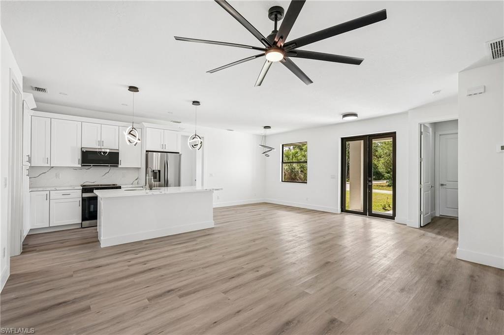 17156 Eugene AVE photo 10