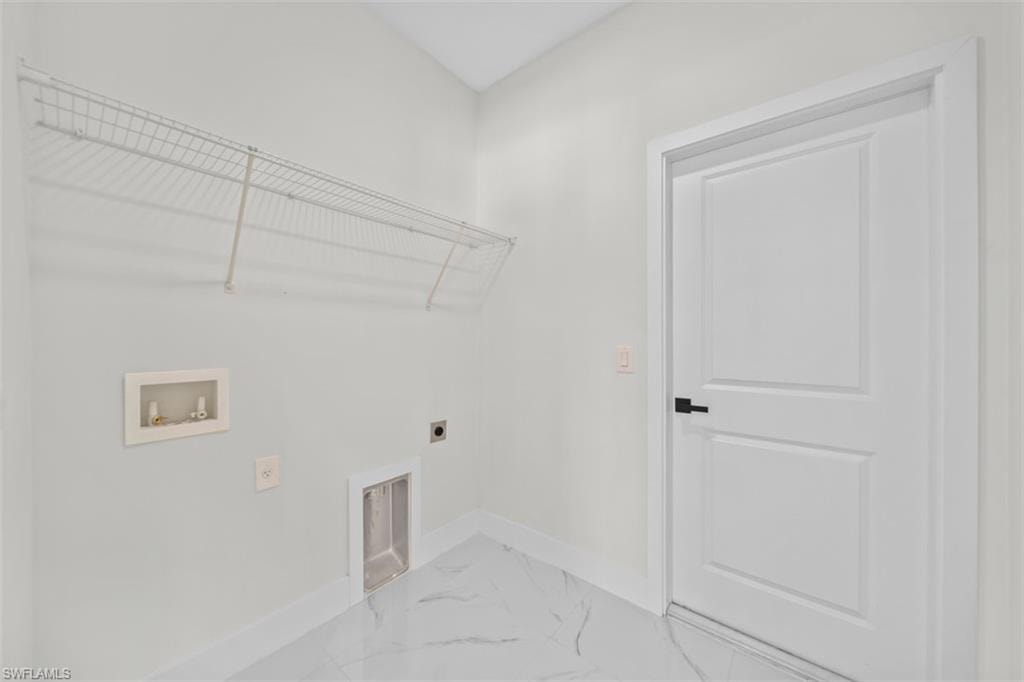 103 Diplomat PKWY E photo 13