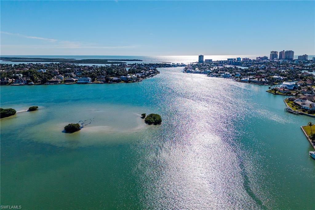 Direct access Roberts Bay