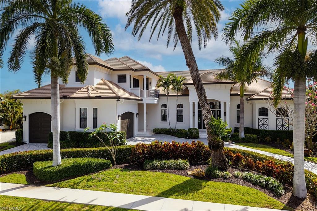 Amazing estate home overlooking Roberts Bay