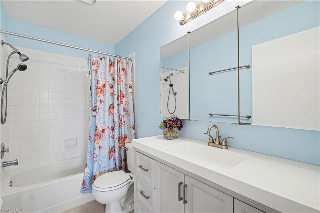 Upstairs bathroom
