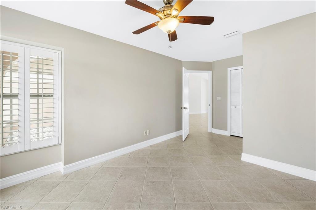 10340 Regent CIR photo 27