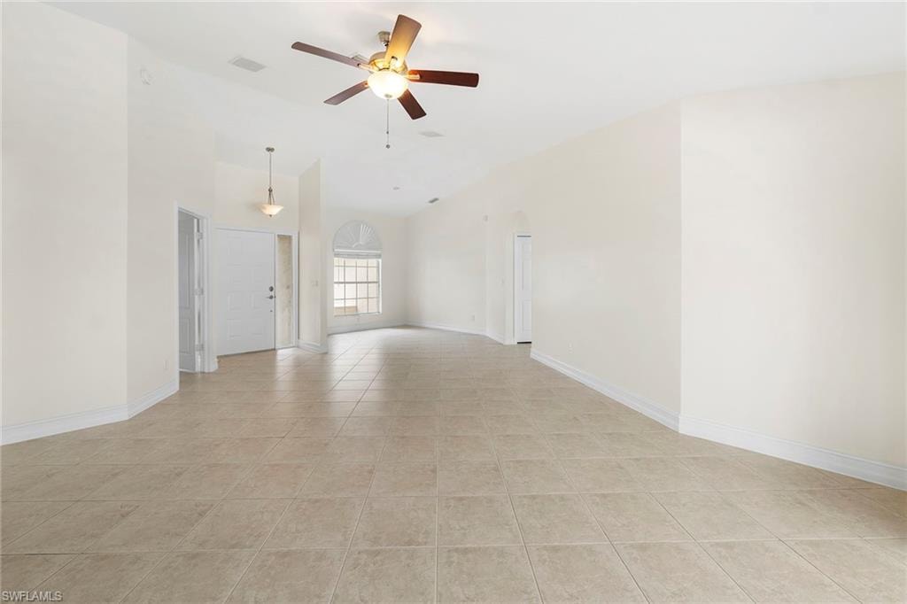 10340 Regent CIR photo 10