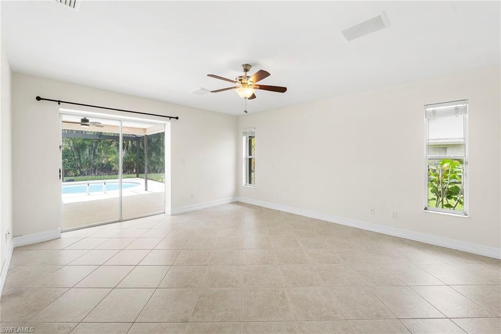10340 Regent CIR photo 11