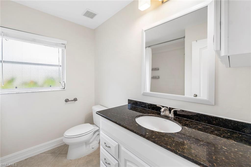 10340 Regent CIR photo 21