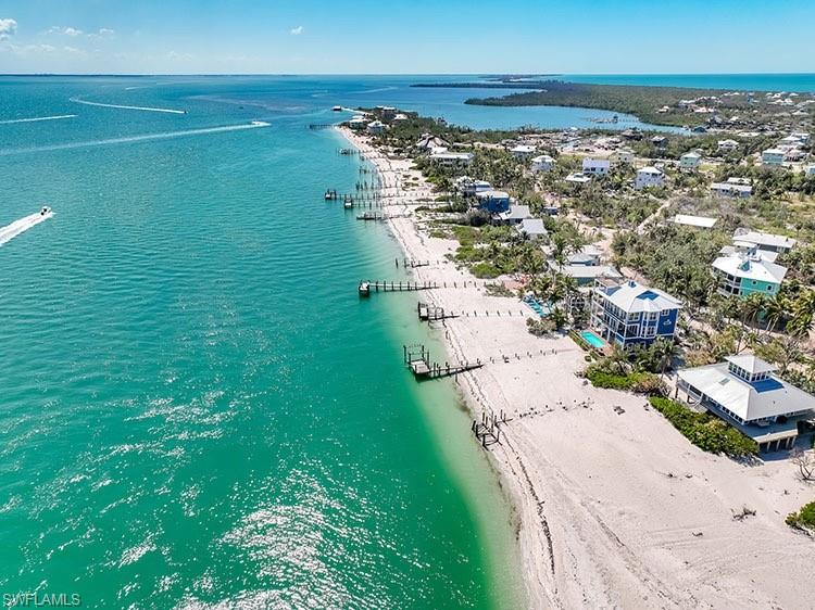 North Captiva - Popular place for local boaters doing a local vacation.