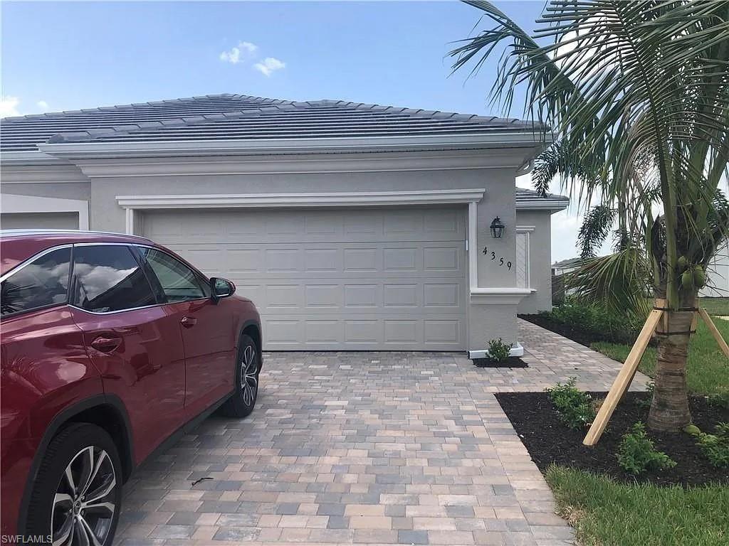 4359 Lemongrass DR photo 20