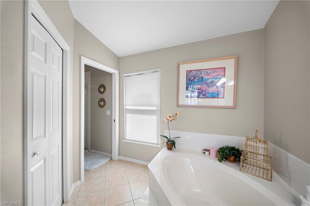 22361 FOUNTAIN LAKES BLVD photo 21