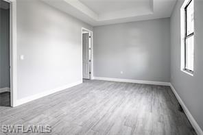 129-131 Ivan AVE S photo 8
