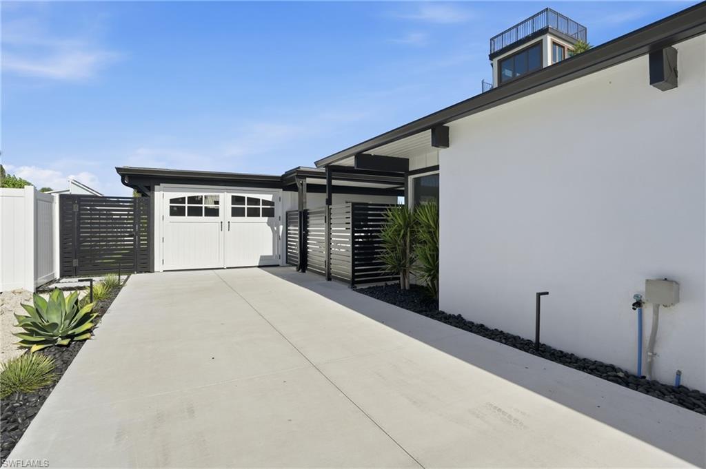 Custom aluminum fencing & detached garage - Virtually Edited Image