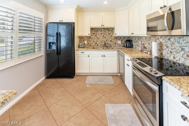 581 Teryl RD 5 photo 10
