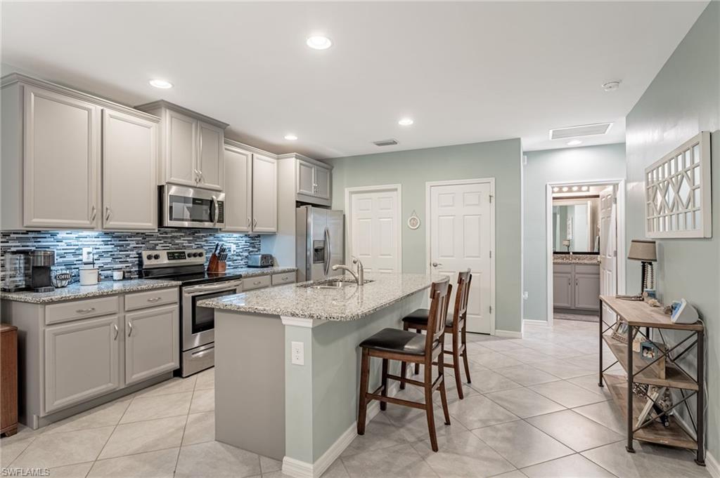 4334 Dutchess Park RD
