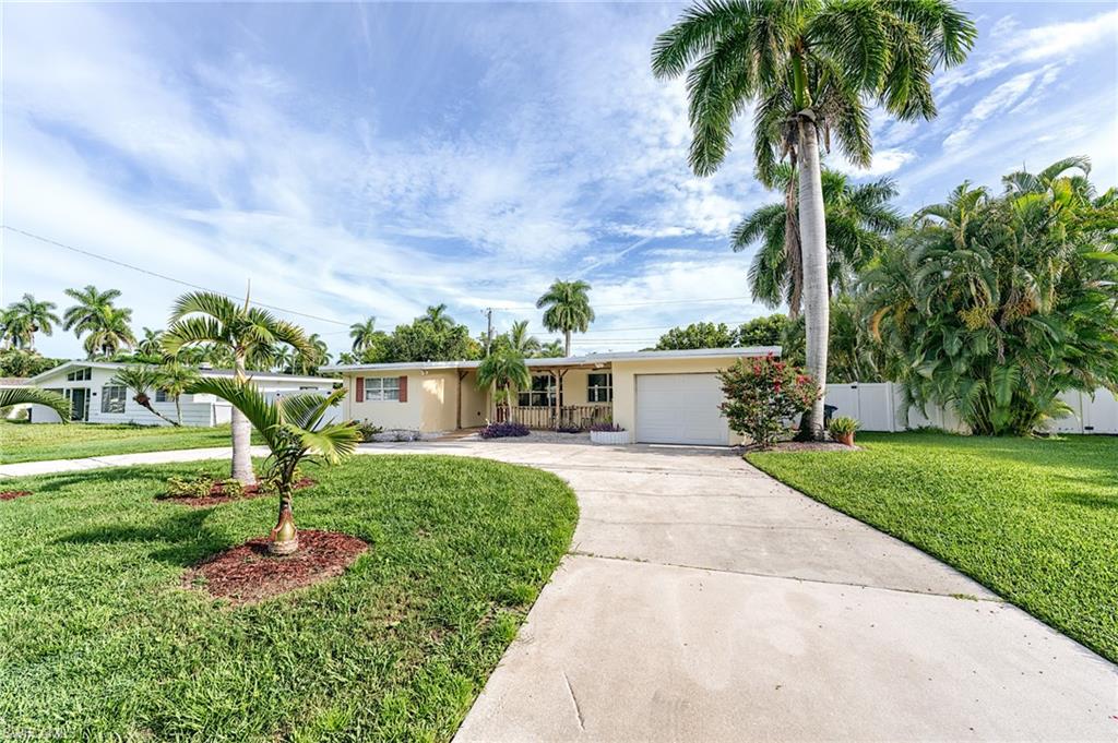 1443 Ricardo AVE