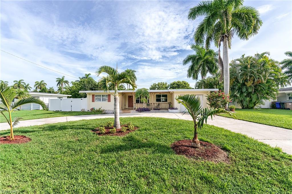 1443 Ricardo AVE