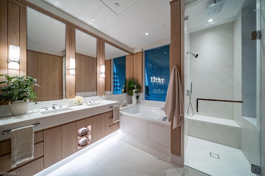 Master Ensuite