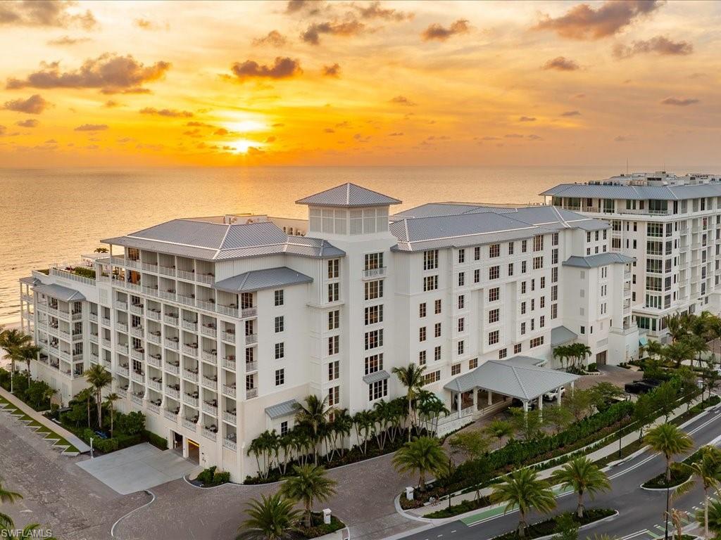 Sunsets to remember - magical moments every day and evening.