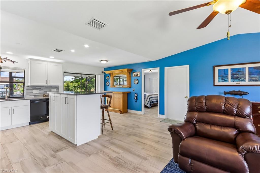 2609 SW 37th ST photo 6
