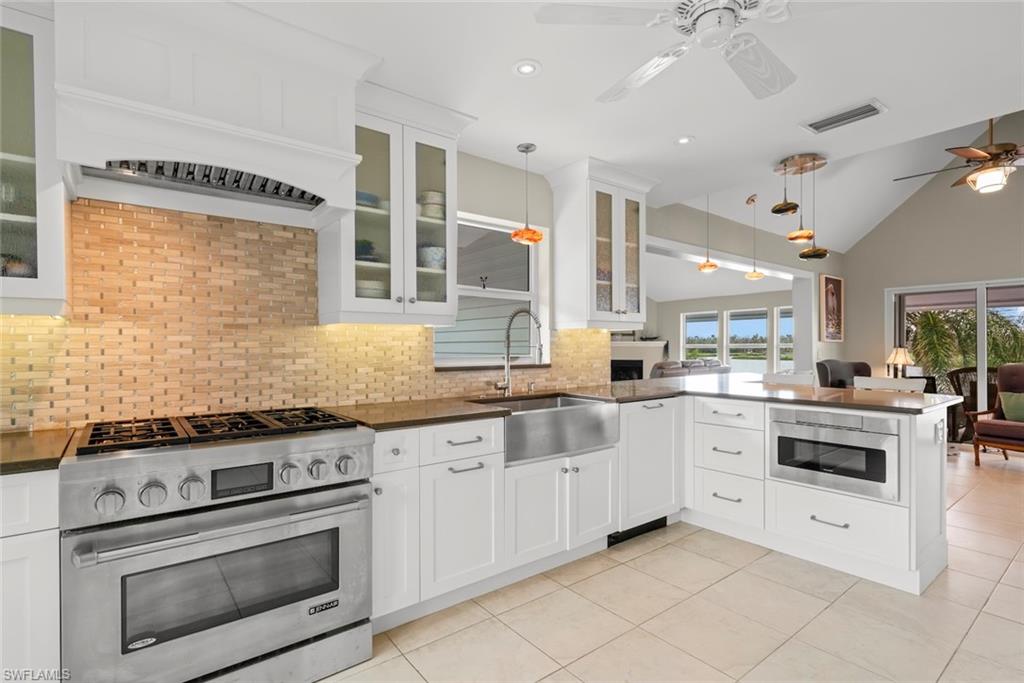 1406 Sanderling CIR photo 13
