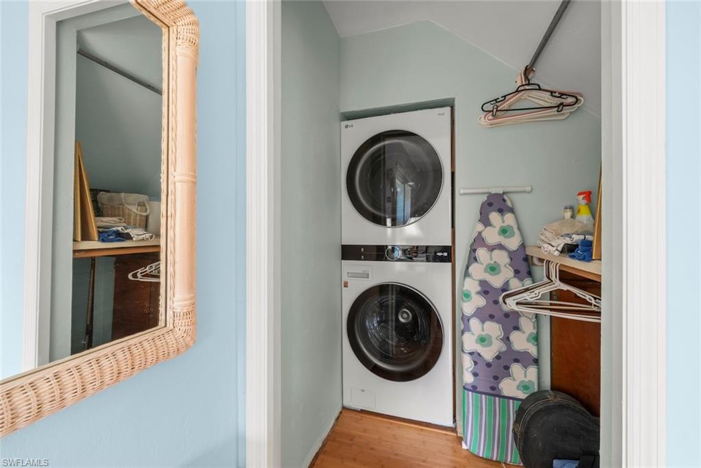1406 Sanderling CIR photo 32