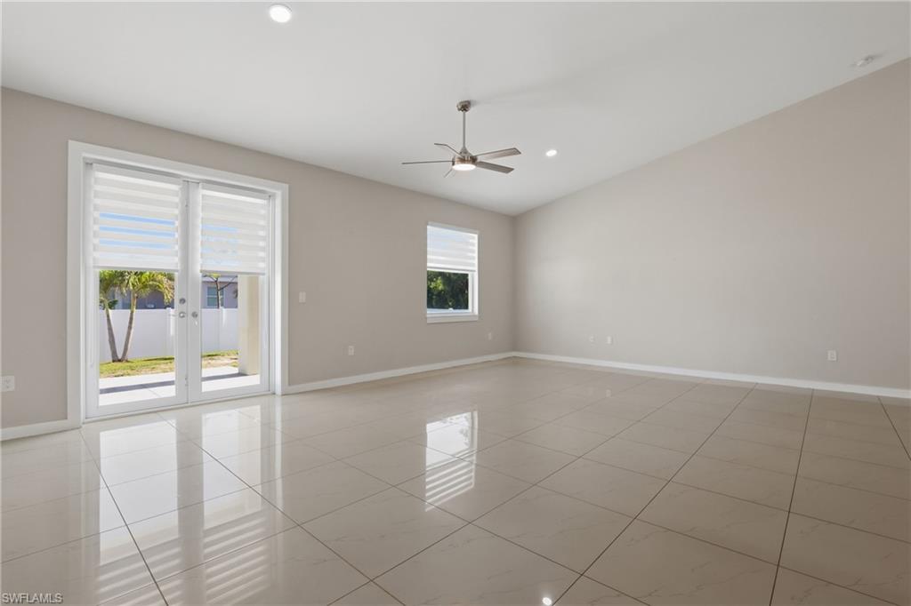 2713 SW Embers TER photo 15