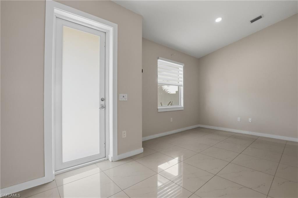 2713 SW Embers TER photo 8