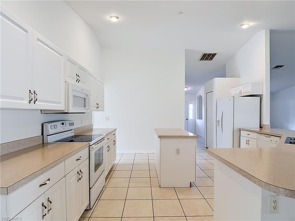 1801 SW 47th TER photo 15