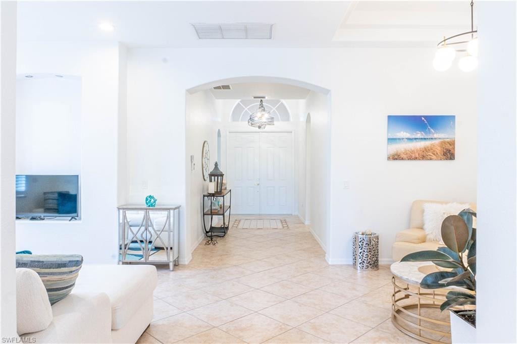 14059 Mirror CT