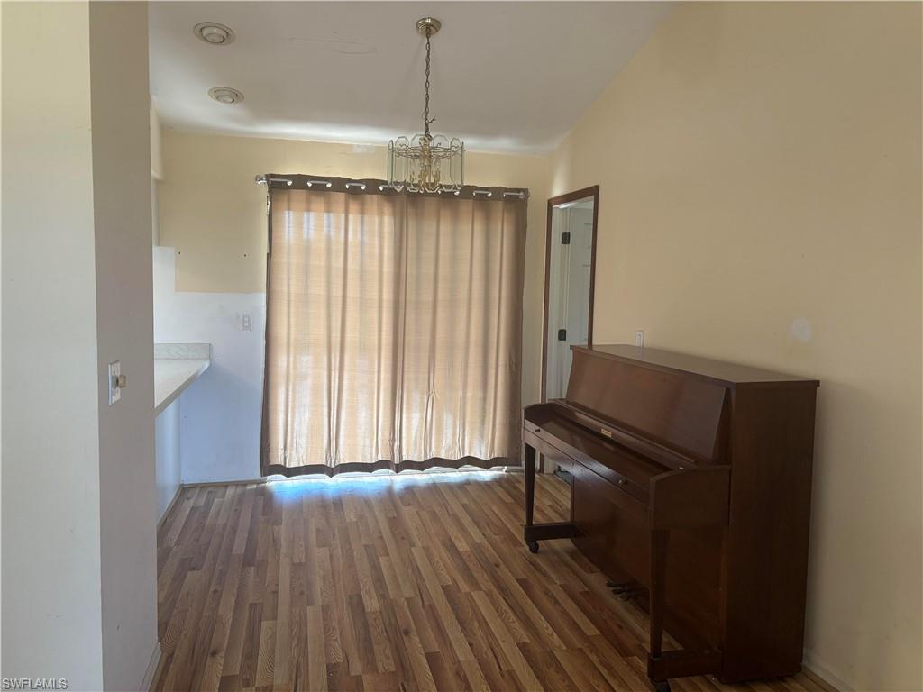 306 SW 29th ST