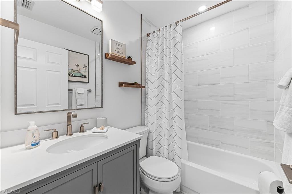 887 Gulf Pavilion DR 203 photo 24