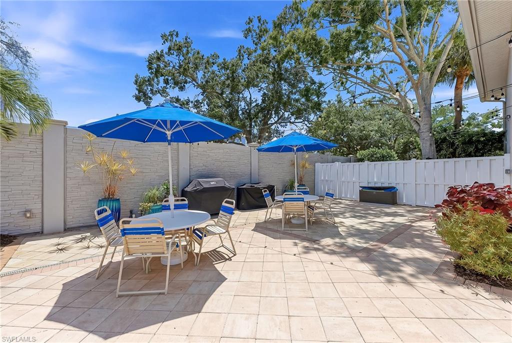 887 Gulf Pavilion DR 203 photo 29