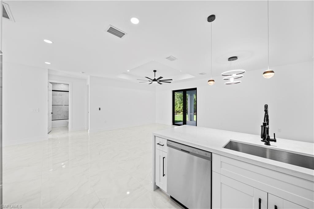 3701 Ida AVE N photo 6