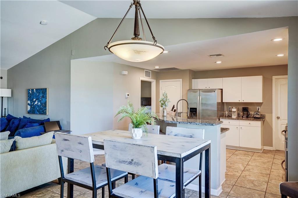 1427 Juanita PL