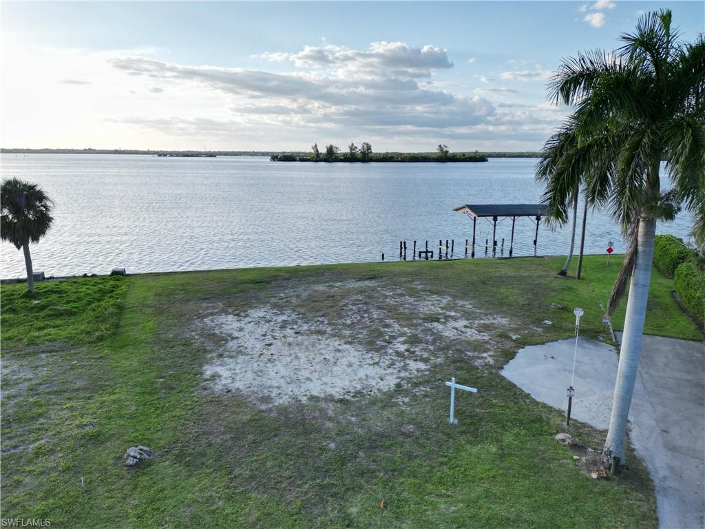 4567 E Riverside DR photo 14