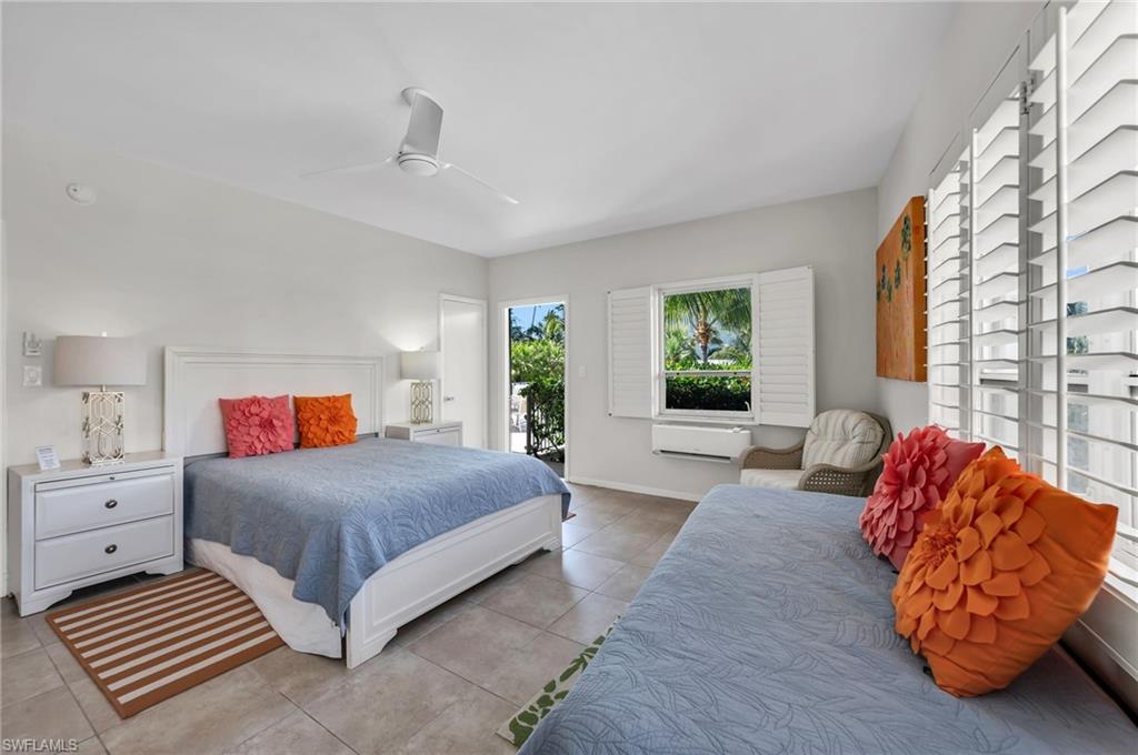 Guest suite adjacent to pool