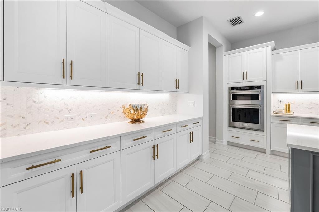 14212 Laguna Springs LN photo 16