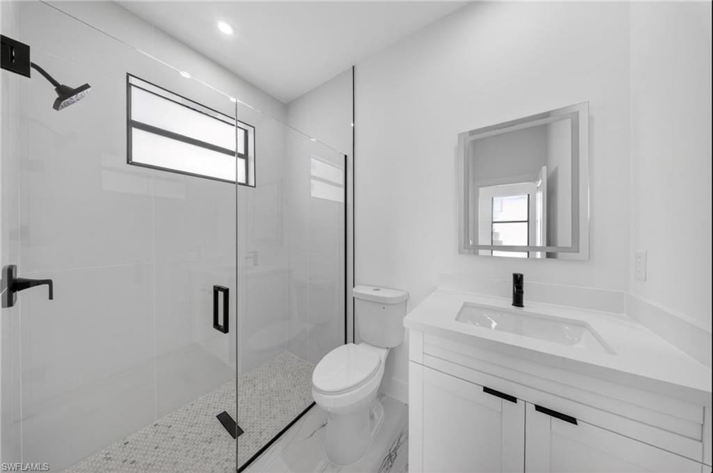 4544-4546 25th ST SW