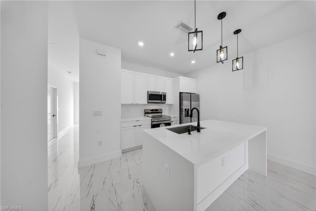 4544-4546 25th ST SW
