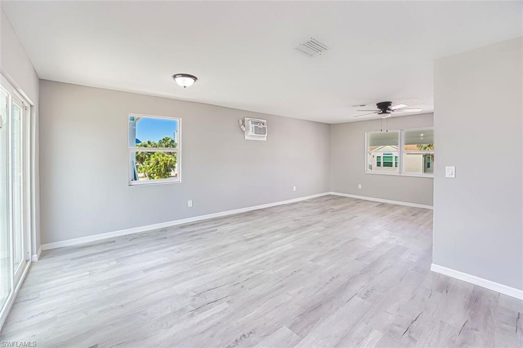 226 Fairweather LN photo 34