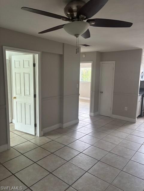 4923 Vincennes CT 7