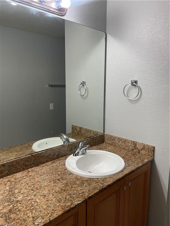 20321 Estero Gardens CIR 102 photo 9