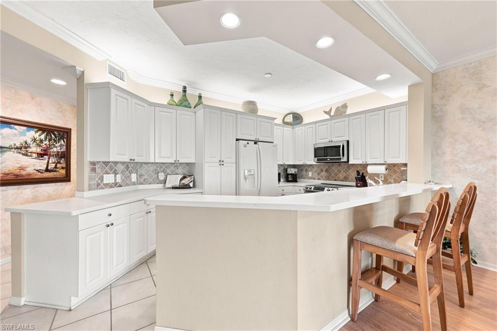 410 Flagship DR 1105 photo 10