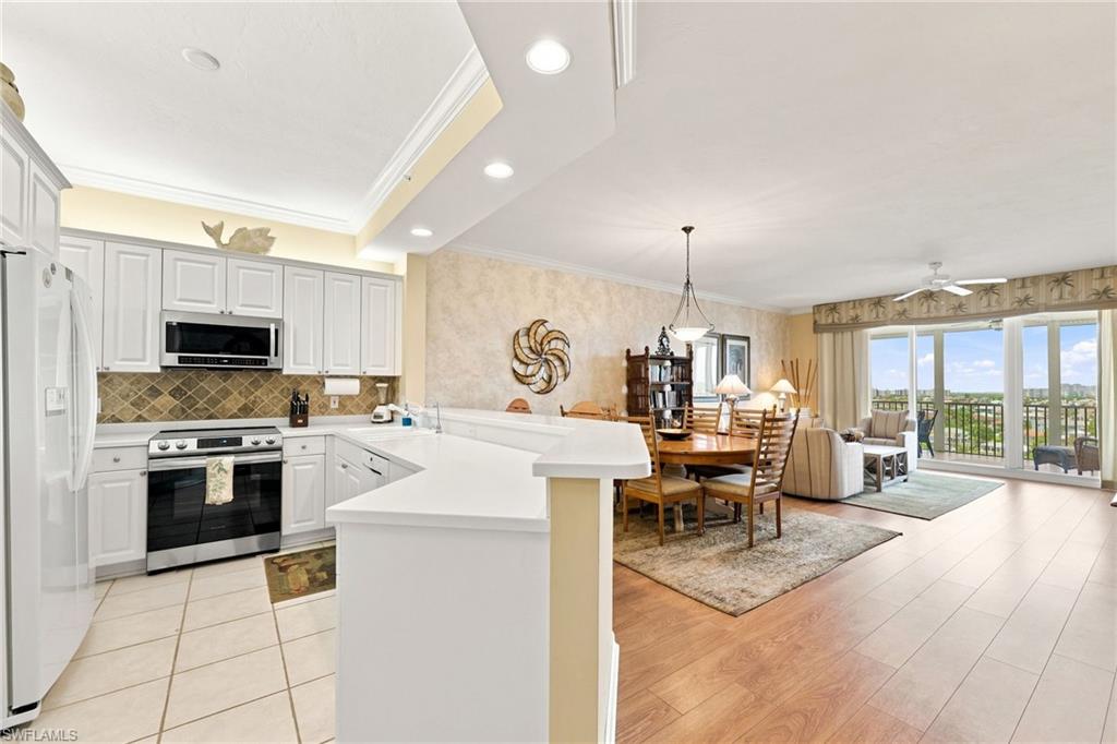 410 Flagship DR 1105 photo 11